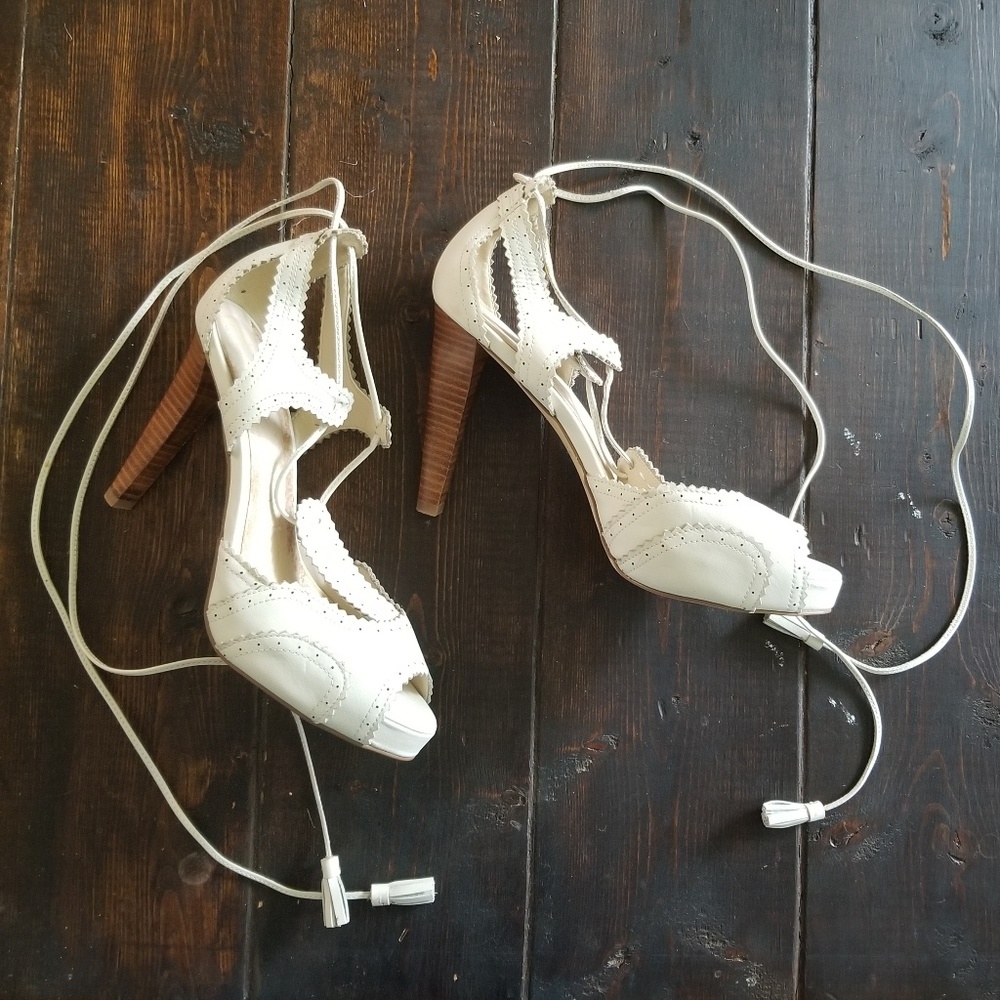 👠OFF WHITE HEELED WRAP AROUND SHOES